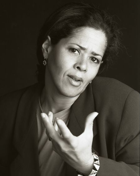 ANNA DEAVERE SMITH