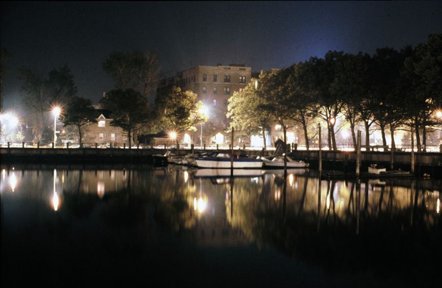 1sheepshead_bay_at_night.jpg