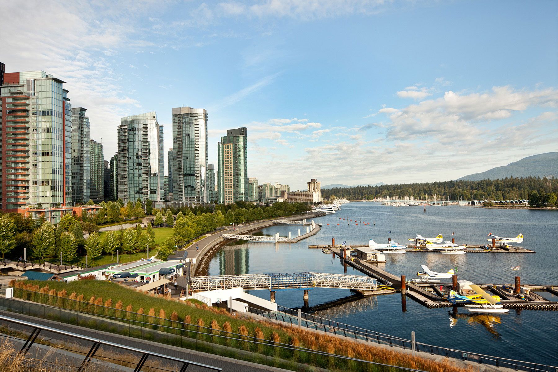 rhg_seawall_stanleypark.jpg