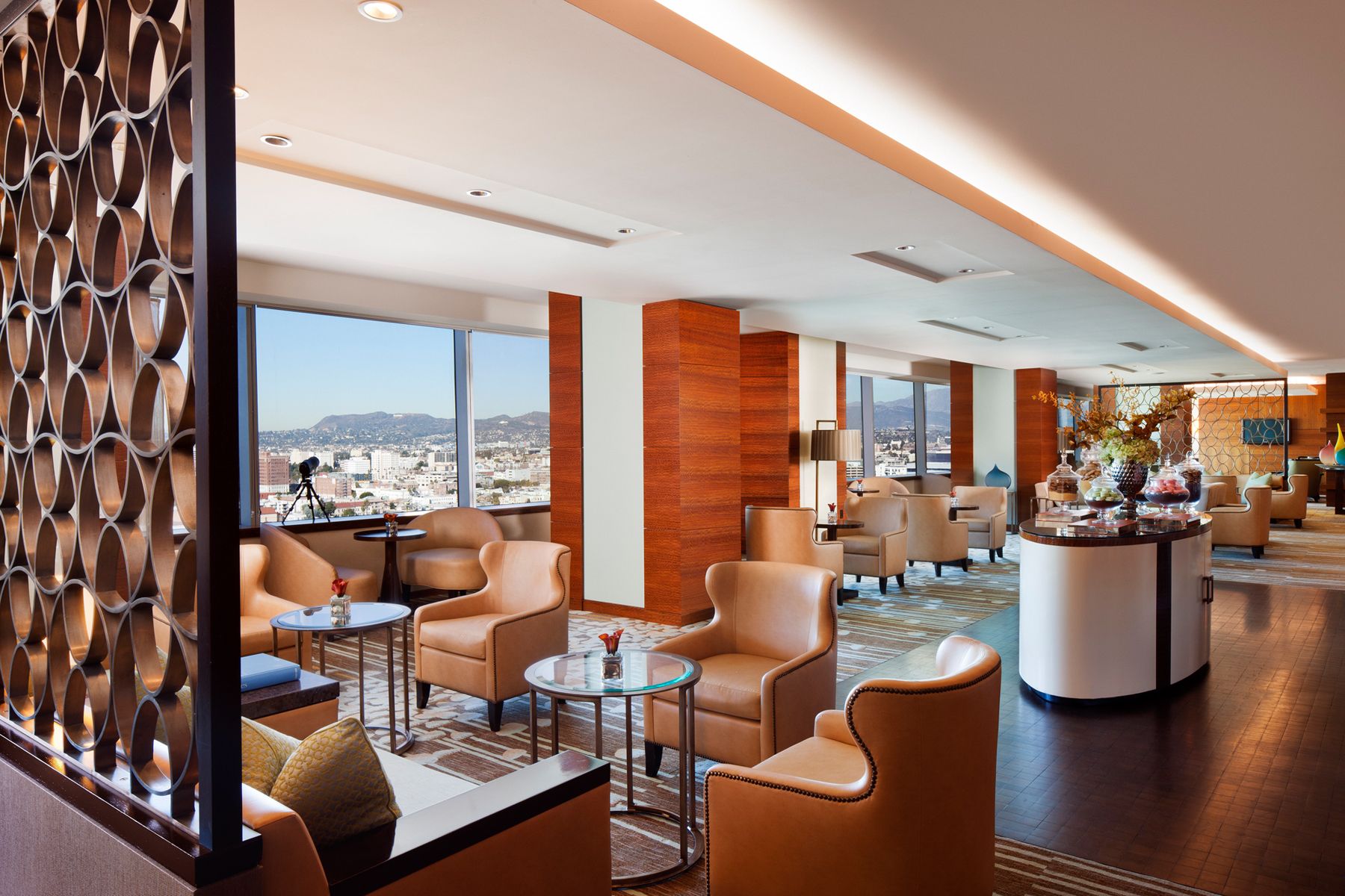 rclalv_club_lounge_v3.jpg