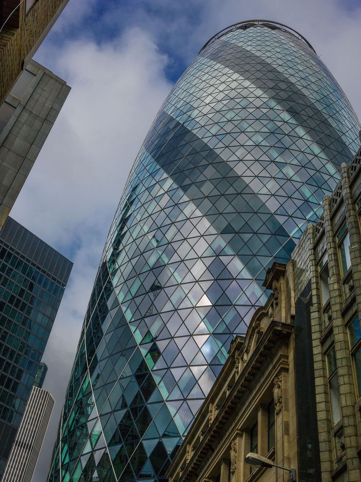 THE GHERKIN, NORMAN FOSTER SWISS TOWER, STUDY 2, LONDON, ENGLAND, 2018