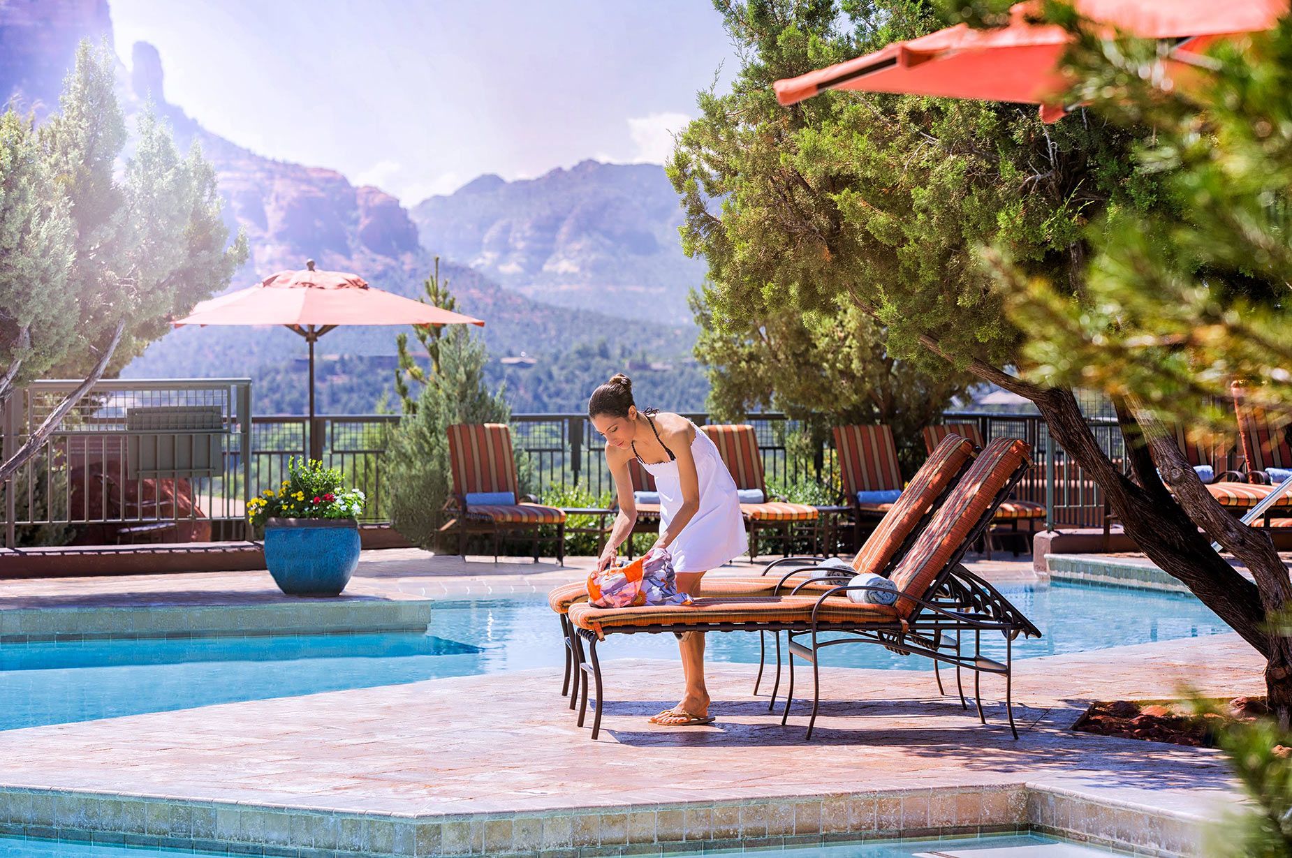 Sadona_Poolgirl_02 (1).jpg