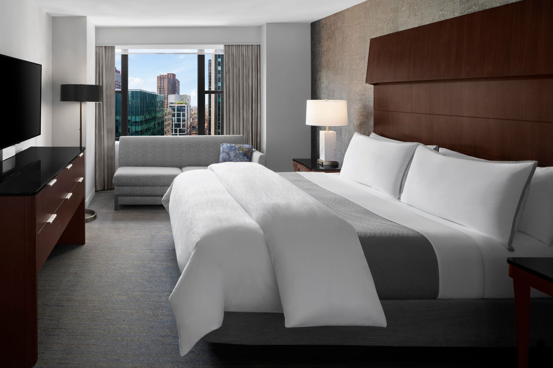 NYCZW_24_Suite_Bedroom_LR.jpg