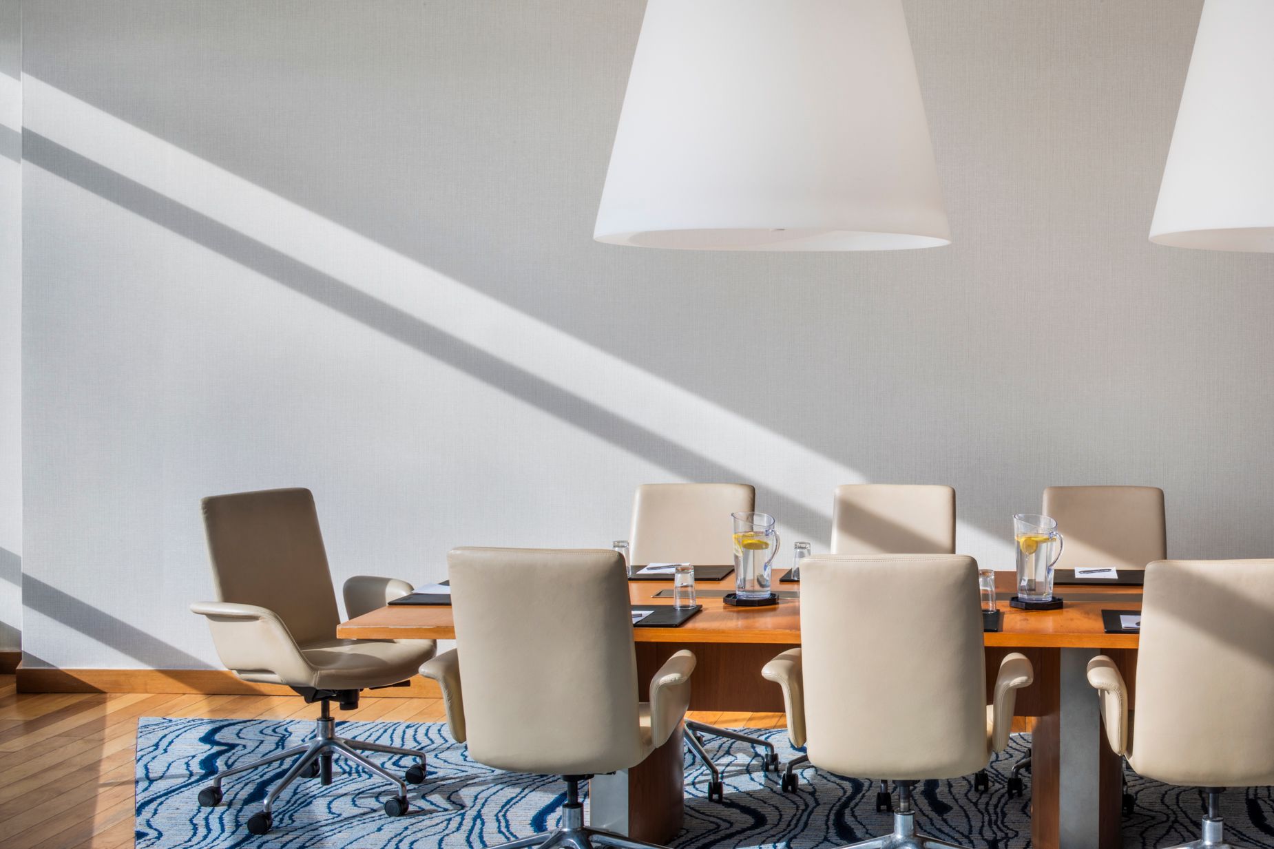 NEWJC_24_Boardroom_Detail.jpg