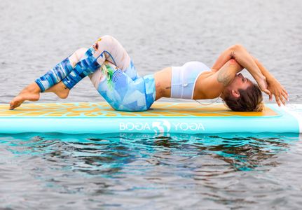 SUP Paddleboard Yoga