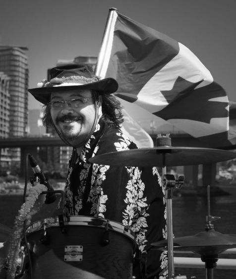 1OZ_patiently_waits_2_BW