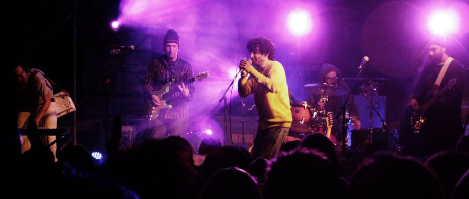 1KO_VelvetRevolution_1