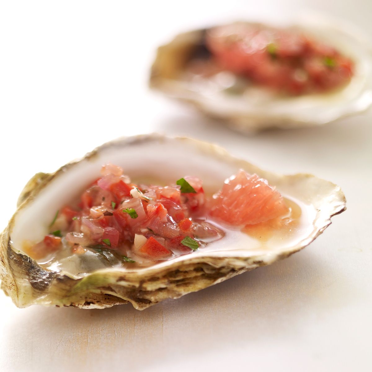 1raw_oysters_with_grapefruit_salsa.jpg