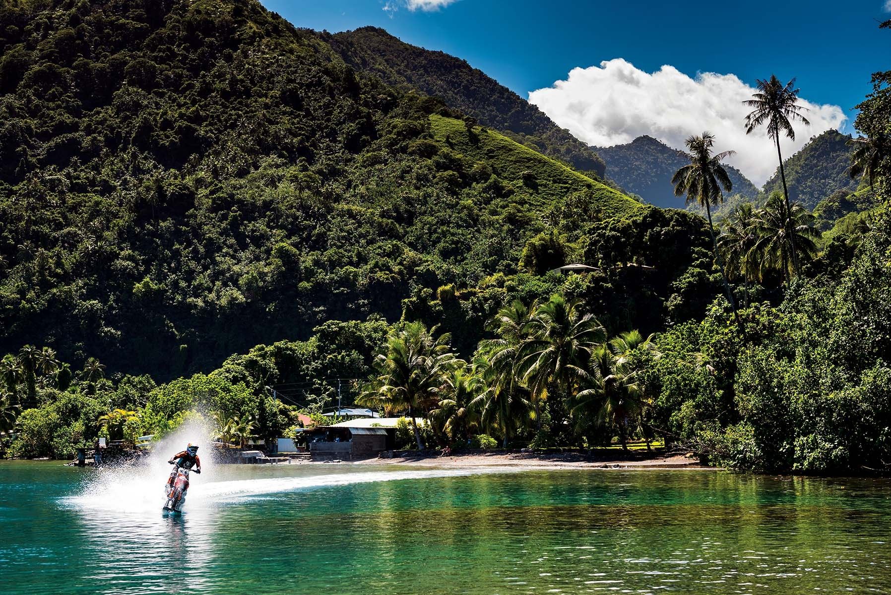 1action_maddo_l1003216