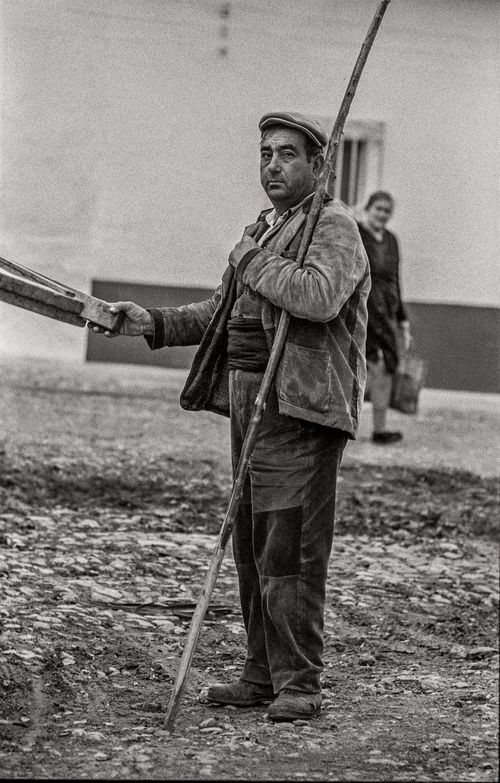 Working man in a pueblo south of Badajoz, Spain 1974. Photo by Nancy LeVine