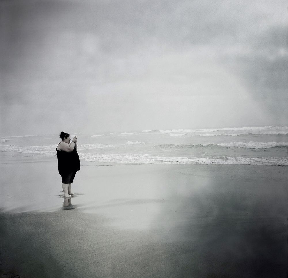 Ocean waves at the Oregon Beach.  www.browneyesgallery.com Photographer at the Oregon Beach