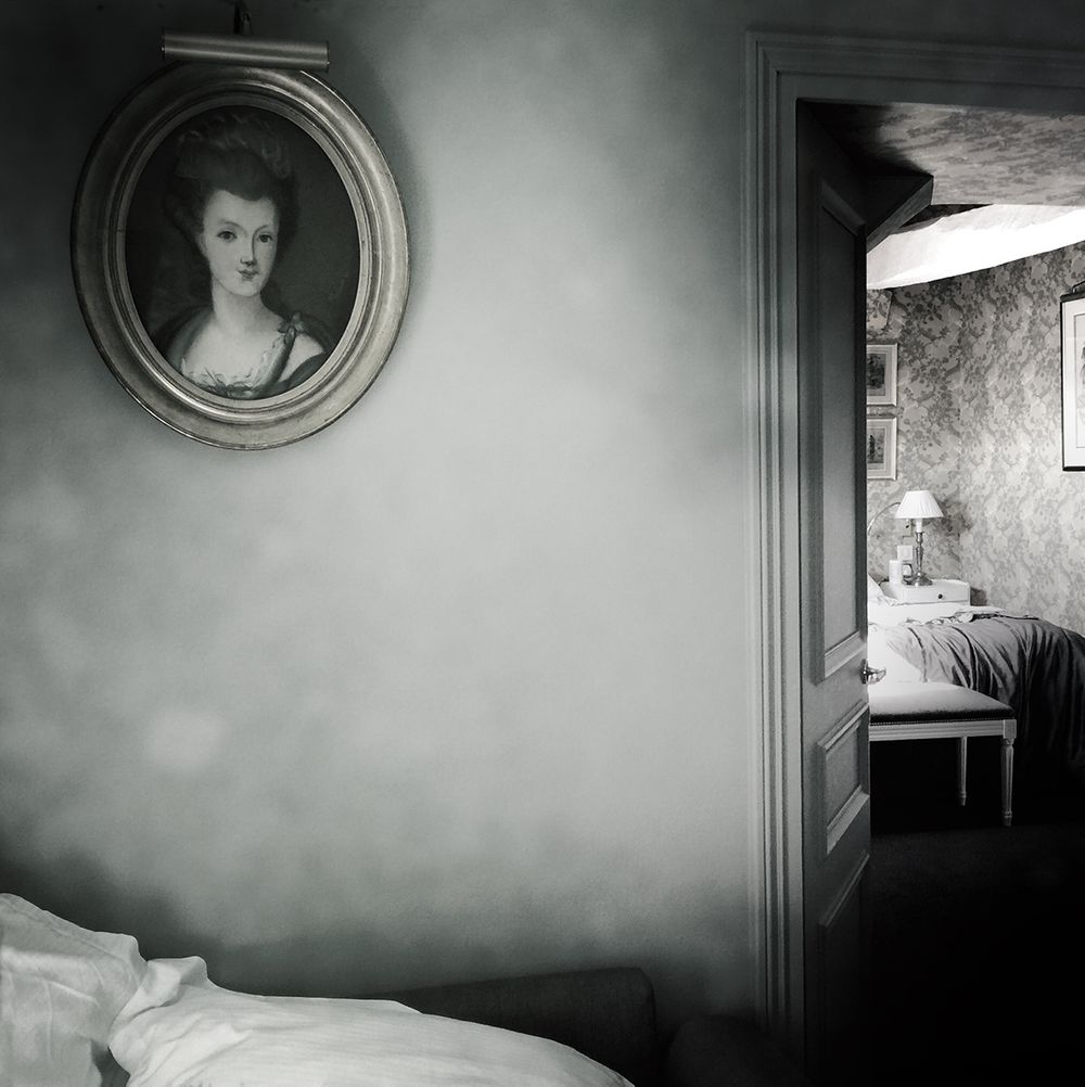 Left Bank Hotel  Photo by Nancy LeVine Chambre, Left Bank, Paris
