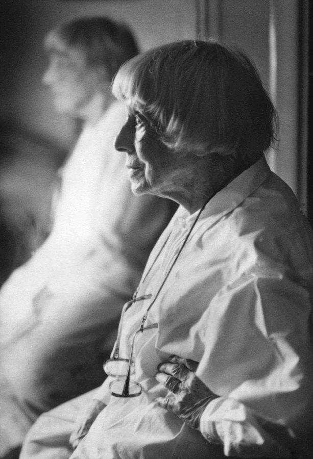 Photographer Ise Bing, Photojournalist, Published in Le Monde, Vogue,  Exhibition Museum of Modern Art, Louvre...