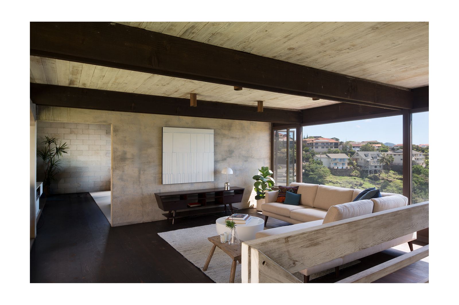 LIVEBOOKS-SidSnyderResidence.jpg