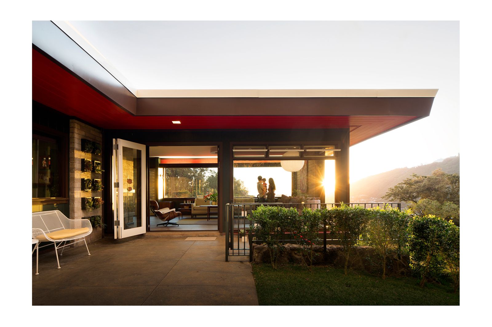 Livebooks-KendellHouseExterior.jpg