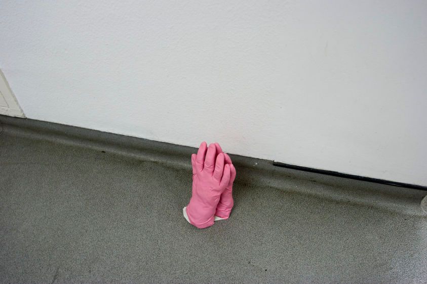 Hands, Tate Britain, 2007.