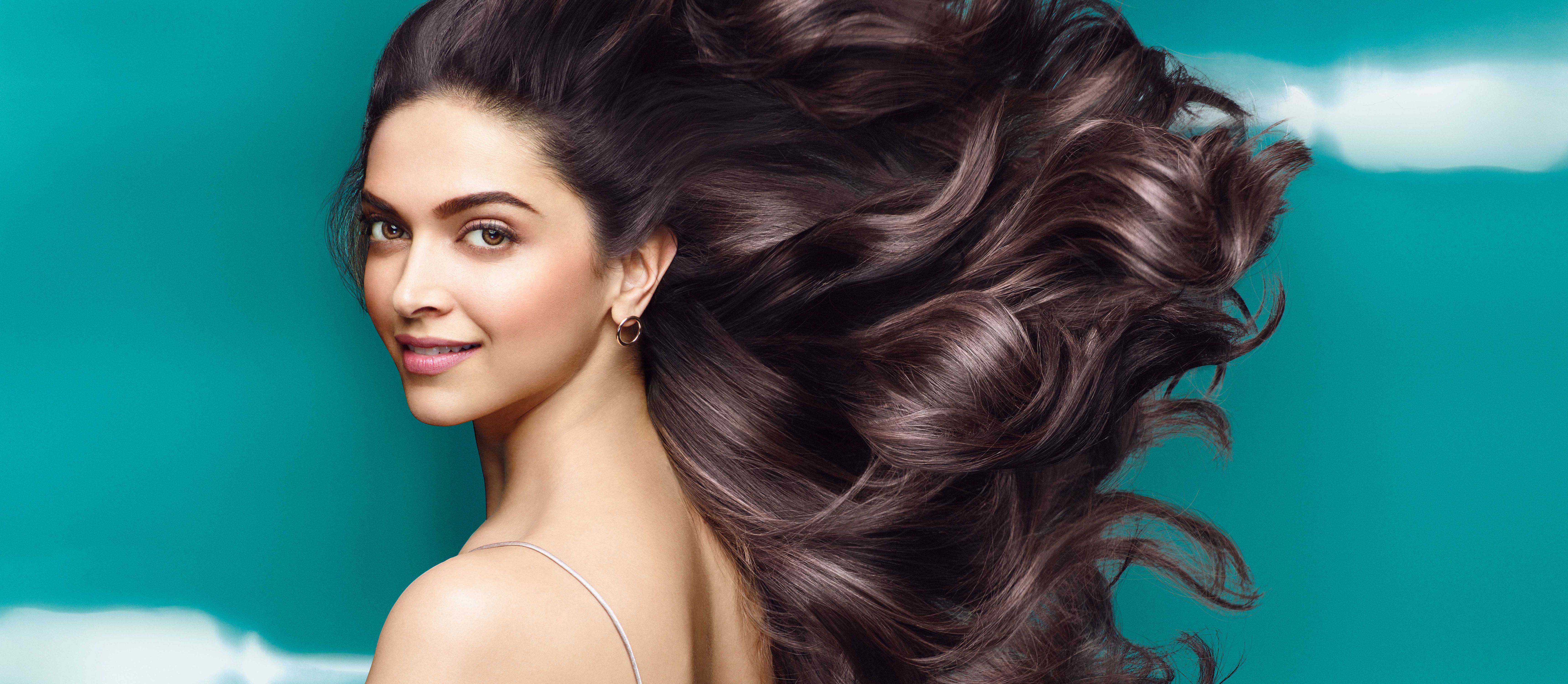opt 3 LOREAL DEEPIKA 17125269_.jpg