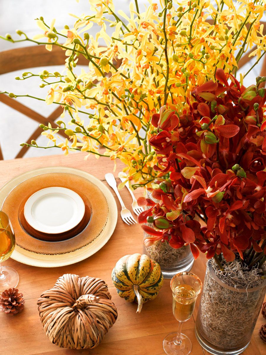 12-flowers_fall_table_chair_thanksgiving.jpg
