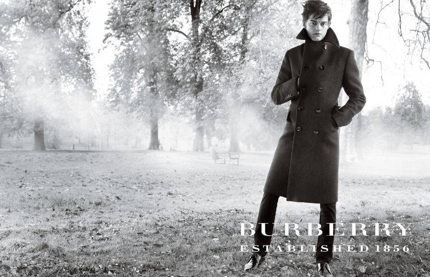 1Burberry_Hyde_Park___07.jpg