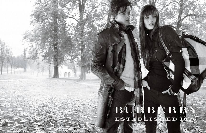 1Burberry_Hyde_Park___12.jpg