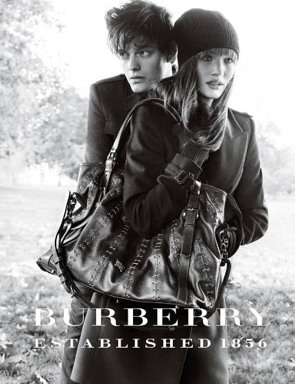 1Burberry_Hyde_Park___18.jpg