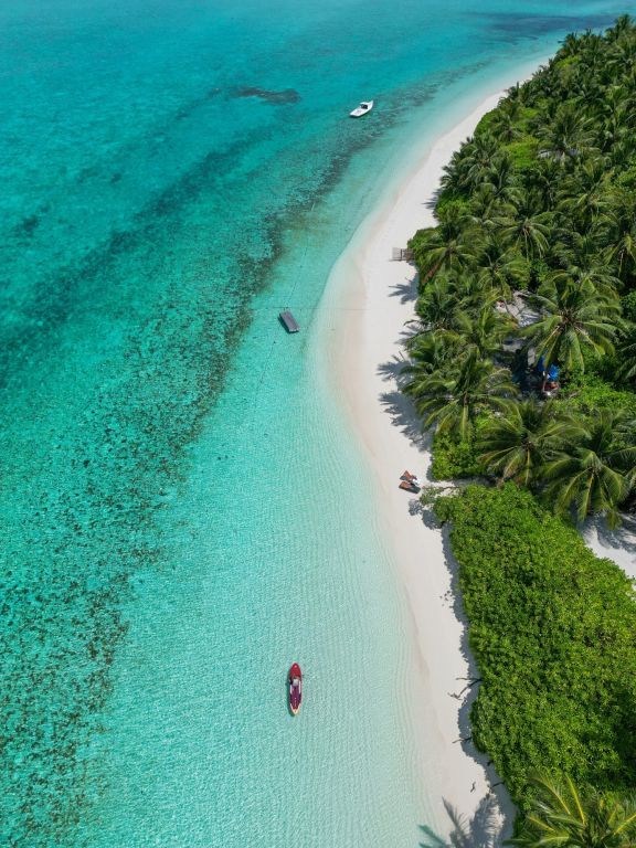 Thoddoo Island