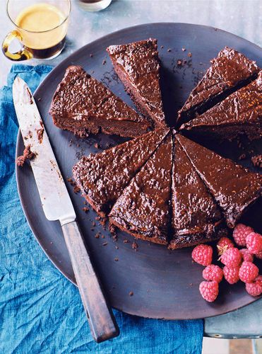 Feed Me Now Bill Granger © JOHN KERNICK NO RIGHTS GRANTED