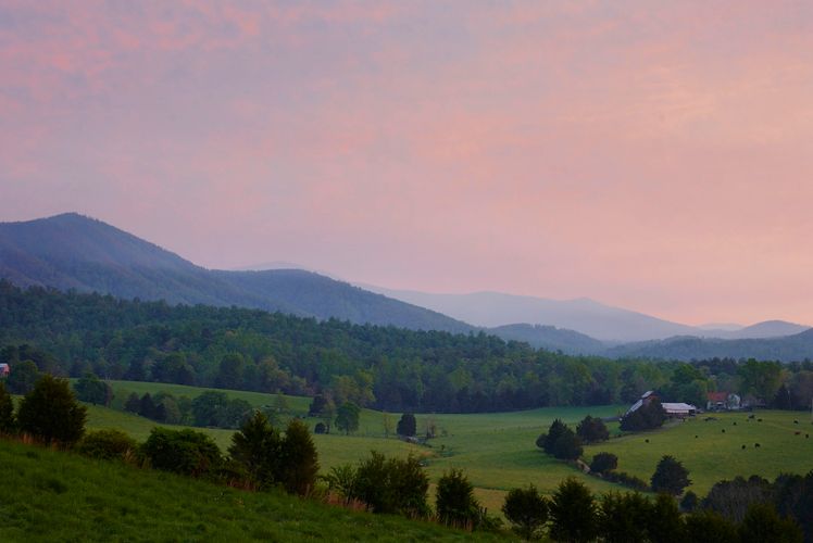Near Skyline Drive National Park in Virginia. A140507_Jose_Andres_VA_FW