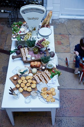 Luc & Manon Playing   A151106 WSOK   The Cooks Atelier   Beaune France