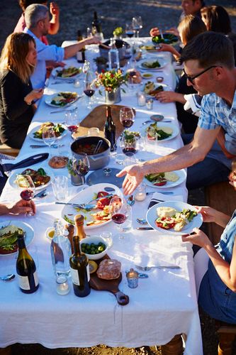 Dinner Party: Noah Regenery   Heather Hernandez   Carlisle Degischer   Zuriel Bernier   Jessica Ross   Paige & Matt Tolmach   Ari & Dawnelise Rosen   Joseph Hicks   Iain Rizzo   Alex Lapham   A140617 Williams Sonoma My Open Kitchen Fall 2014