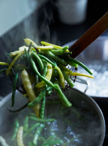 Blanching Green Beans Process A130709 Root to Leaf Stephen Satterfield Cookbook 2013