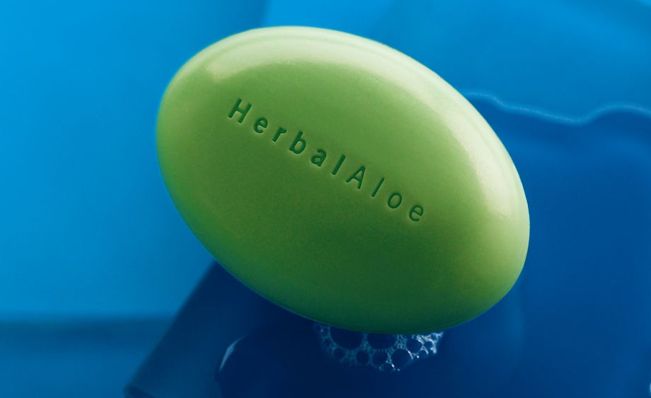 1Aloe_soap_with_bubbles_BigWeb.jpg