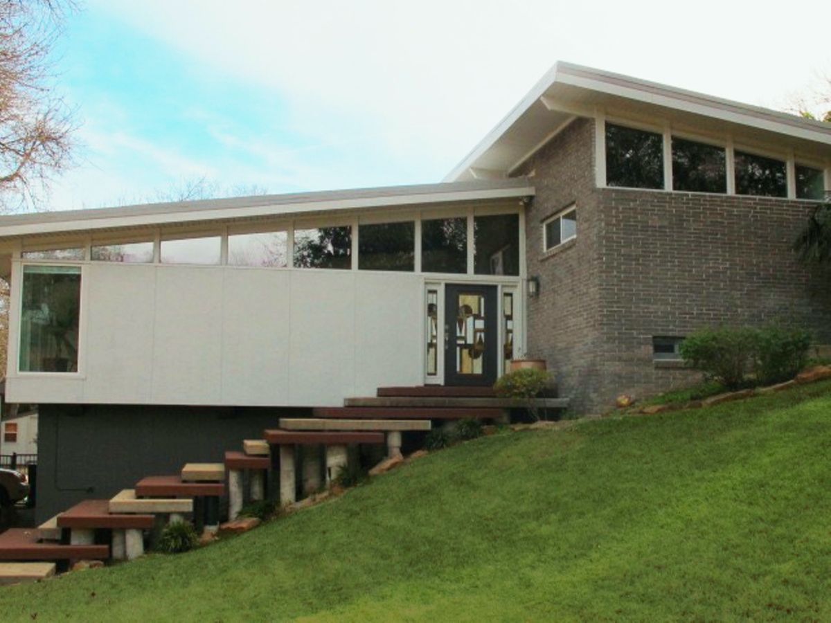 Lara Mid Century Modern Home Photo Video Location Shoot Dallas 19.jpg