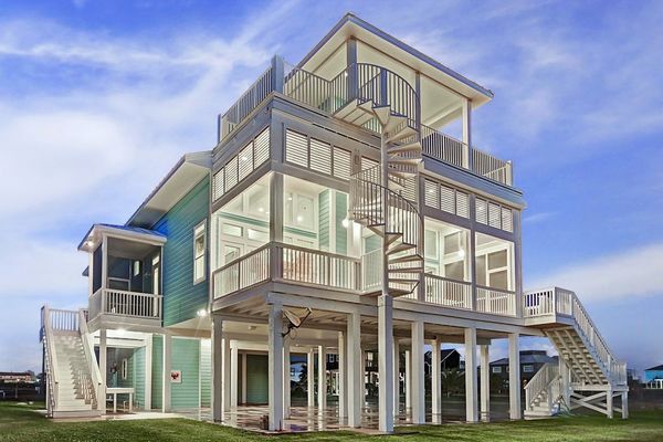 Aqua Cabana Lake Beach House Photo Video Shoot Location Galvestion 02.jpg