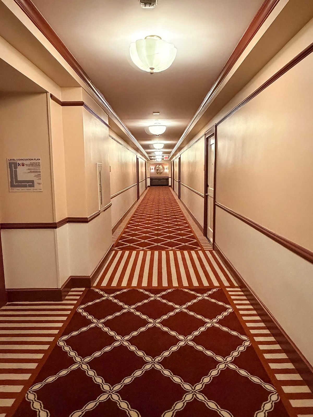 Stoneleigh-Hallway-00001.jpeg