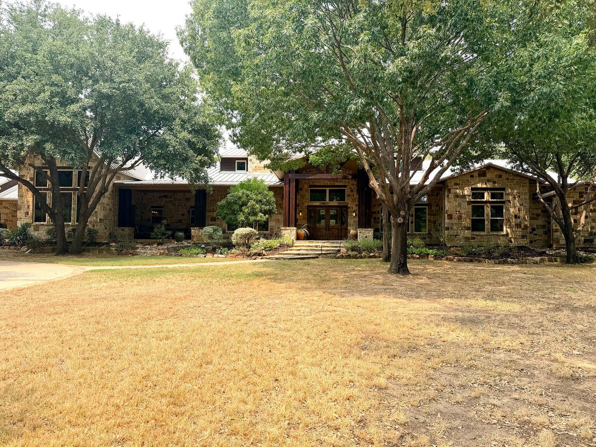 Pogue-FlowerMound-00005.jpeg