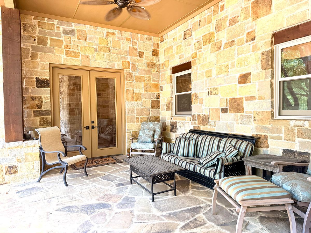 Pogue-FlowerMound-00010.jpeg