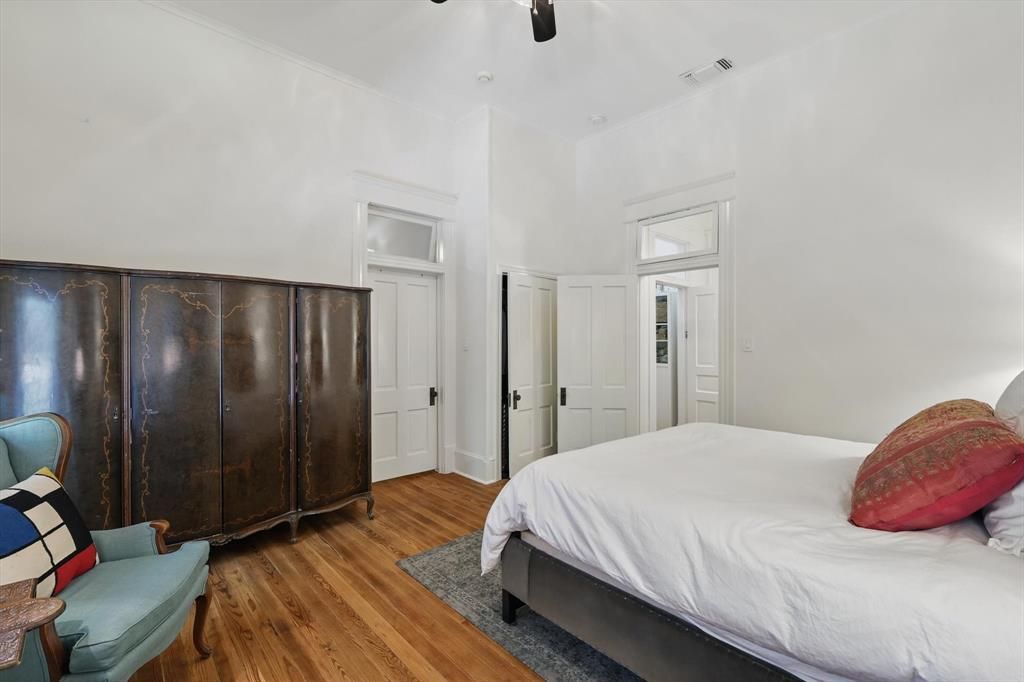 Benton-Master bedroom 2.jpg