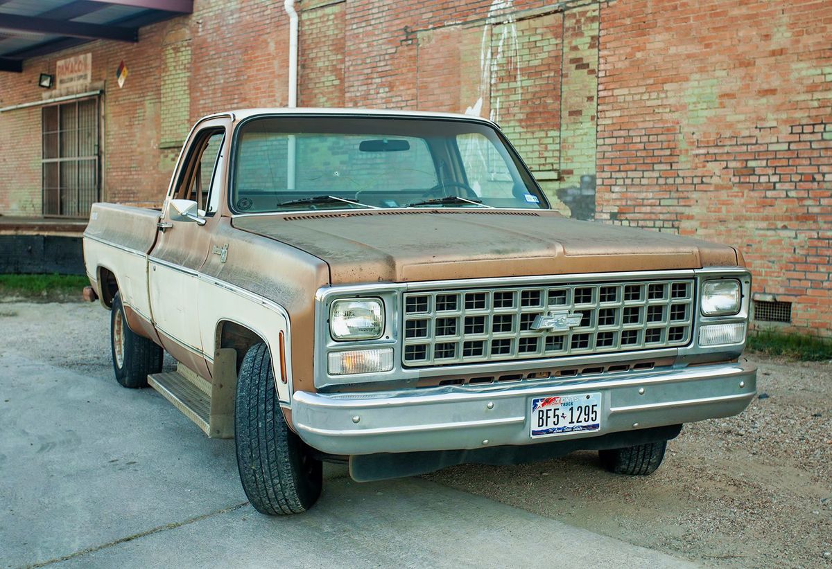 Chevy Silverado Big 10 Truck Photo Video Shot Prop Rental Vehicle