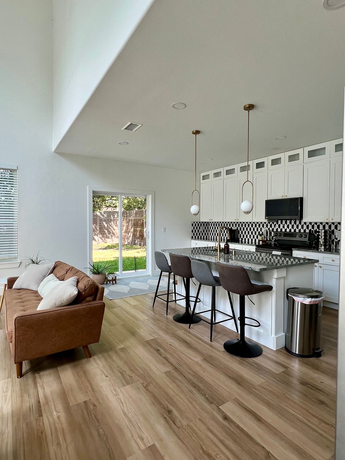 Rocky House-00028.jpg