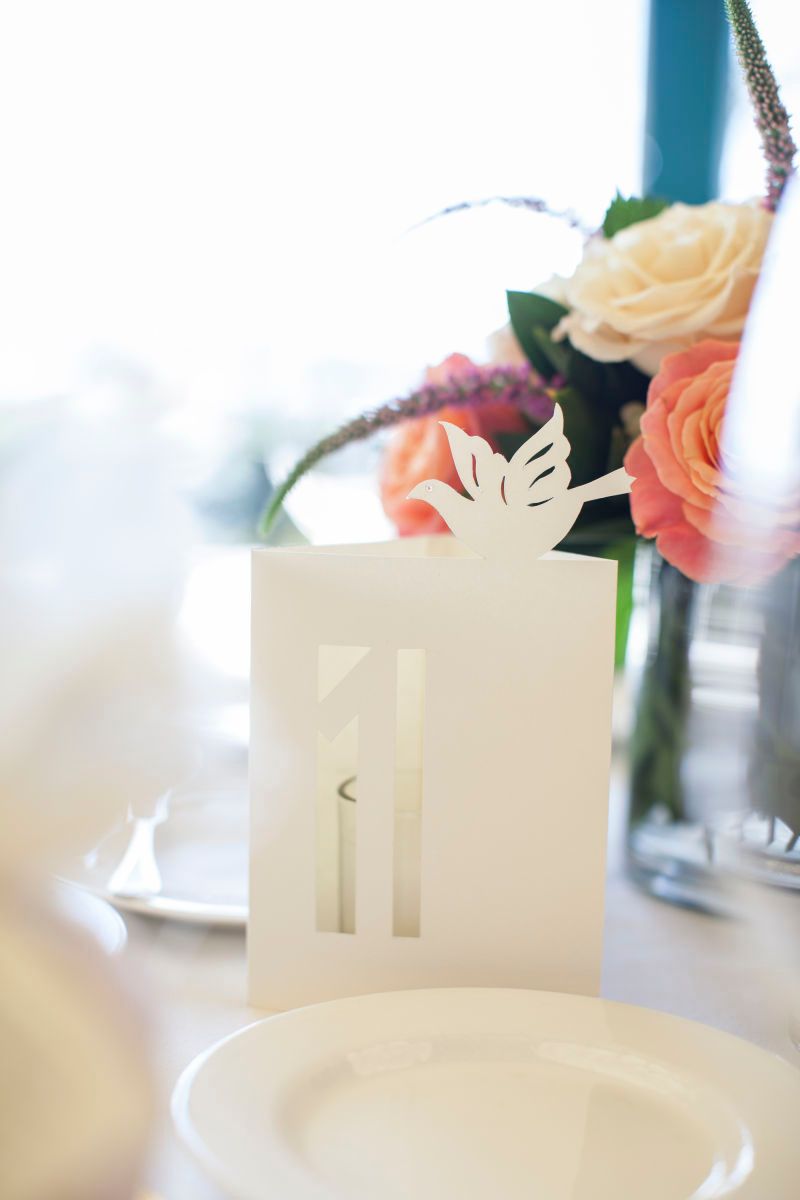 1margot_jacob_details_042