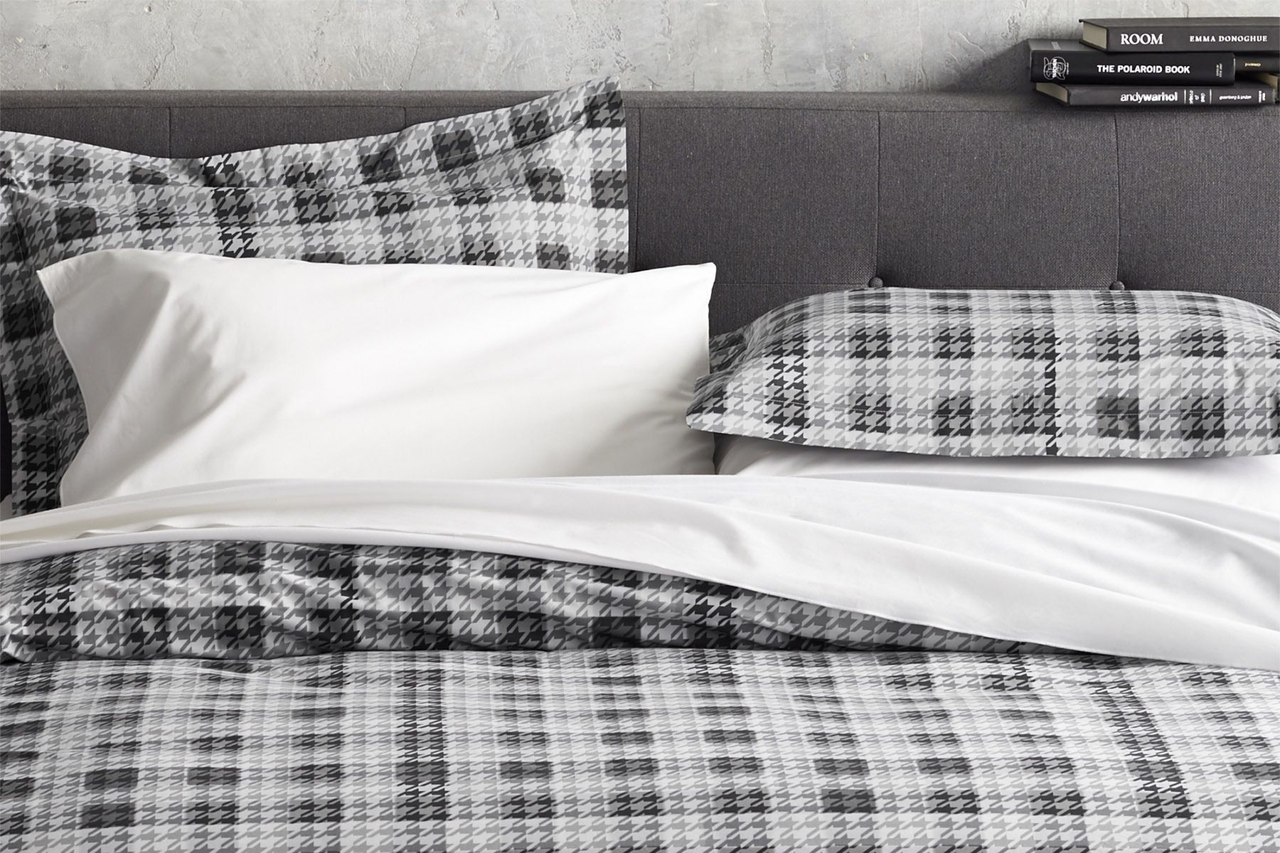 1linde_bed_linens_h_akh