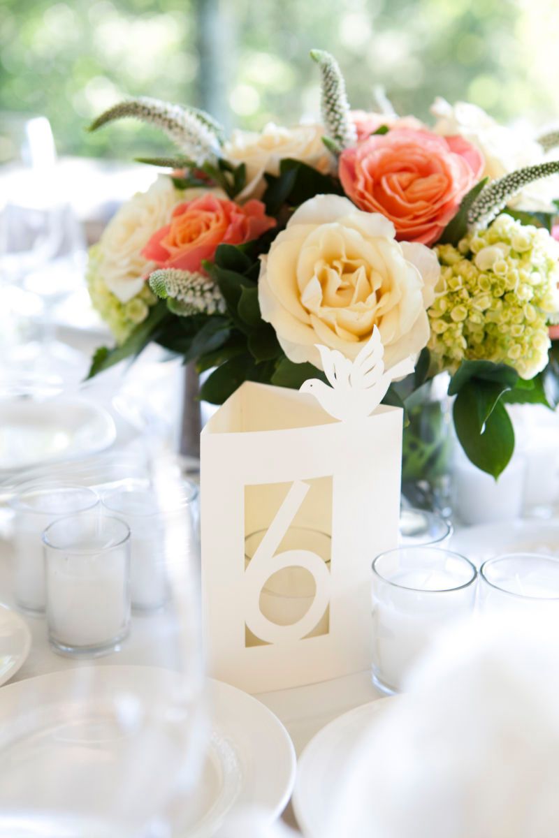 1margot_jacob_details_071