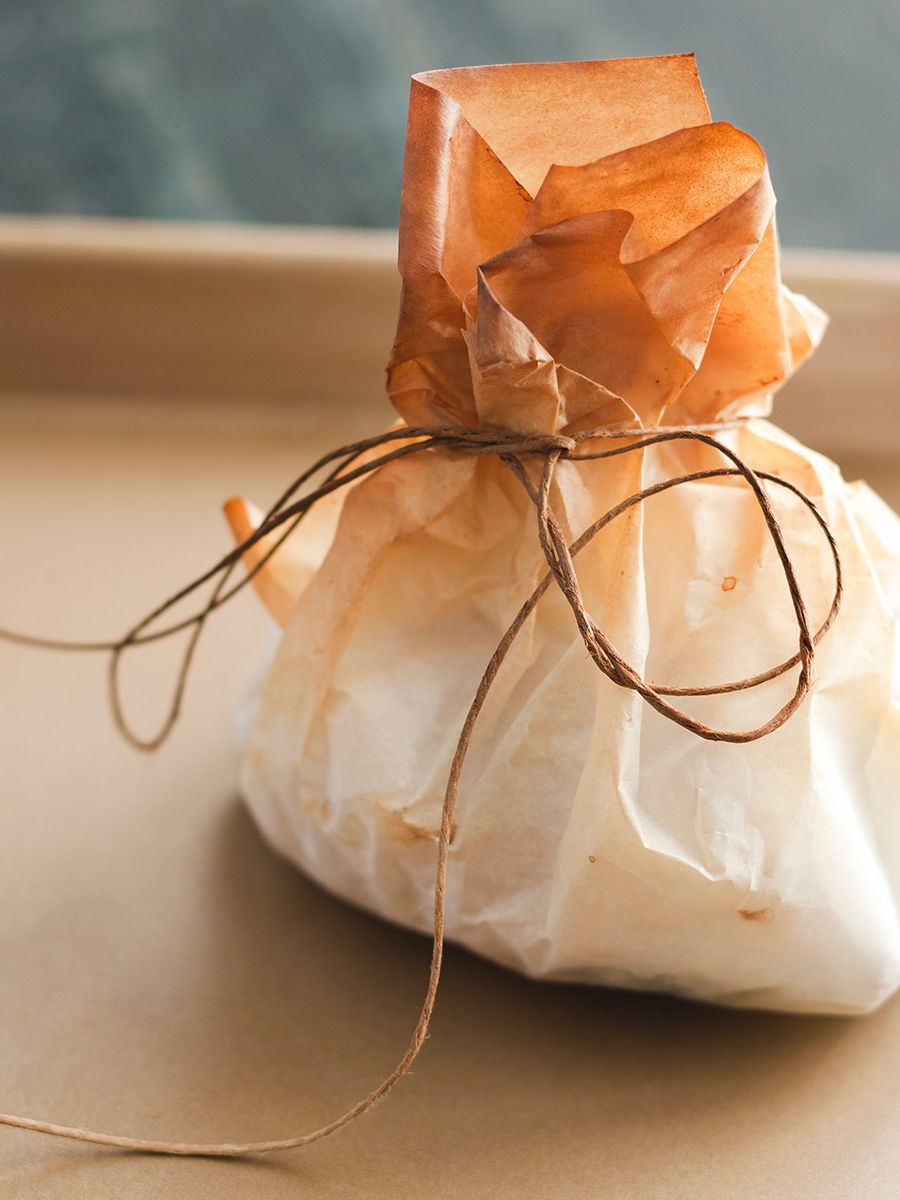 1fht_string__browned_web