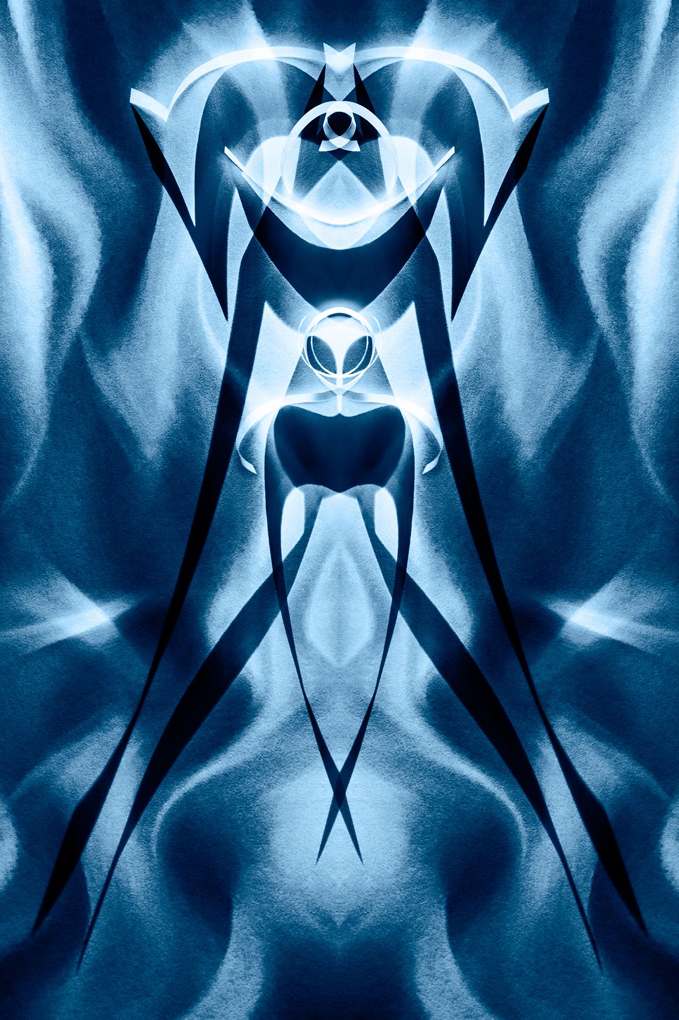 ALIEN NOIR WEB 5.JPG