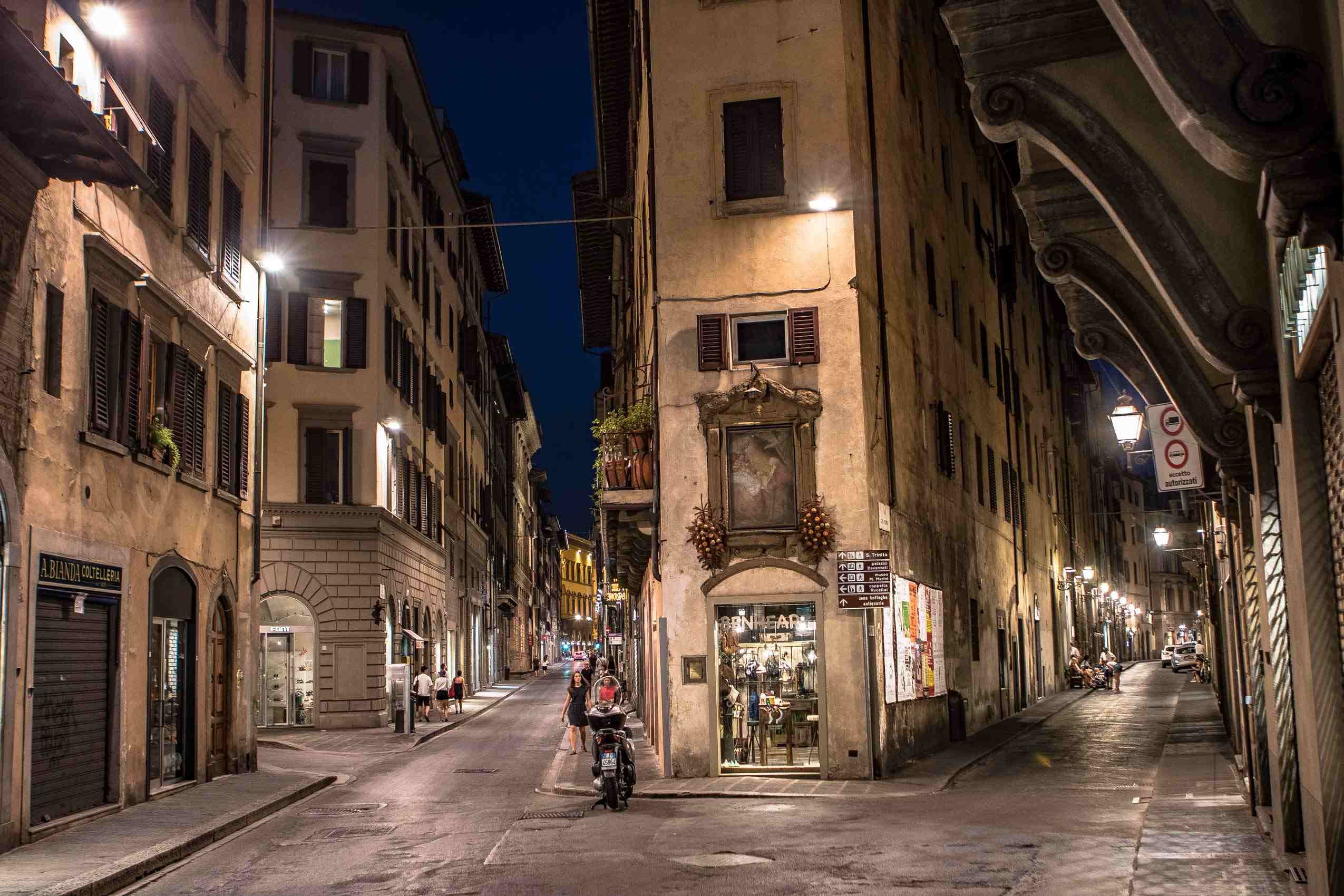 Evening streets in Florence.jpg