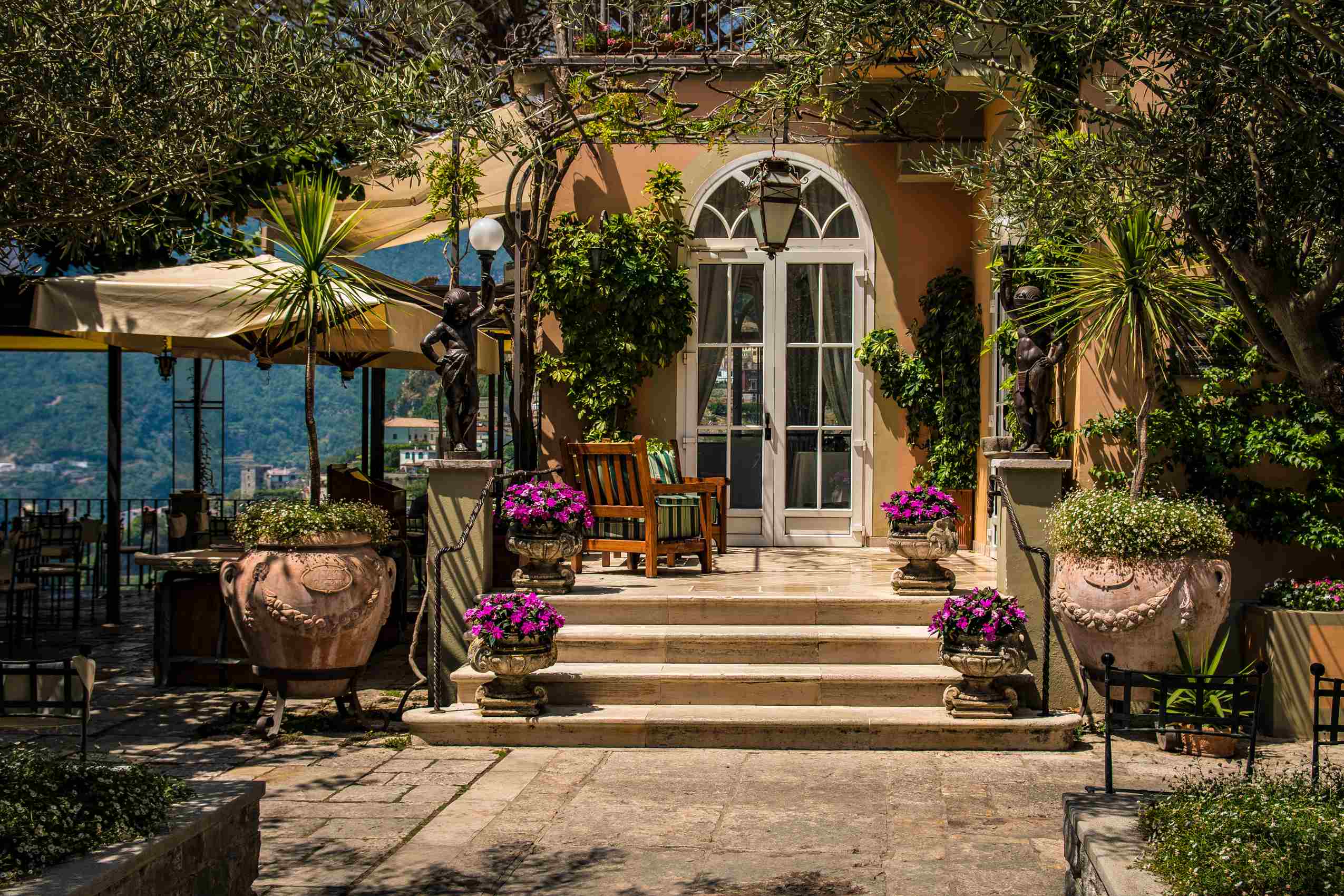 Ravilo Hotel .jpg