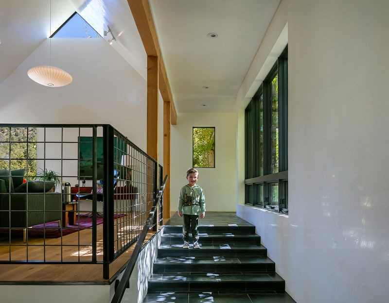 Barnard Residence 09.jpg