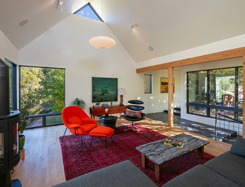 Barnard Residence 13.jpg