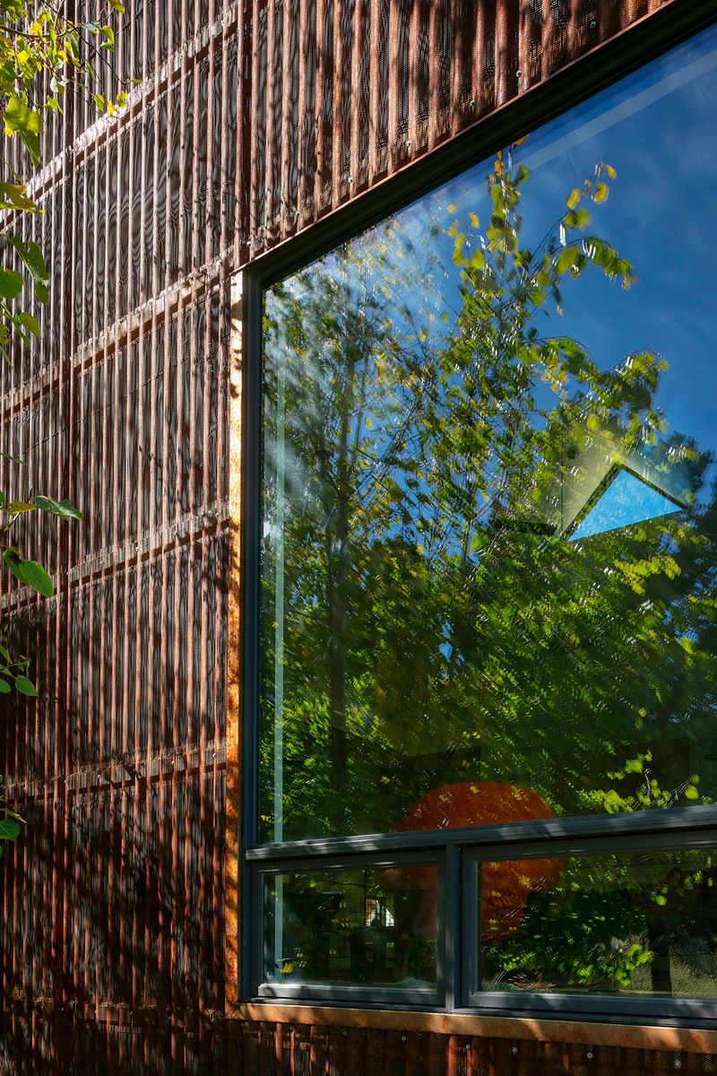 Barnard Residence 27.jpg